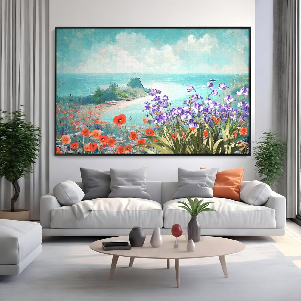 Tablou canvas cu tablou canvas cu maci si flori violet, in rama de aluminiu negru, pe perete intr-un living